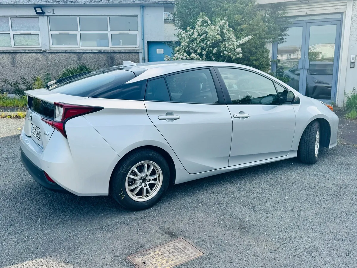 222 (November month Toyota Prius Hi Spec Cruise Co - Image 2