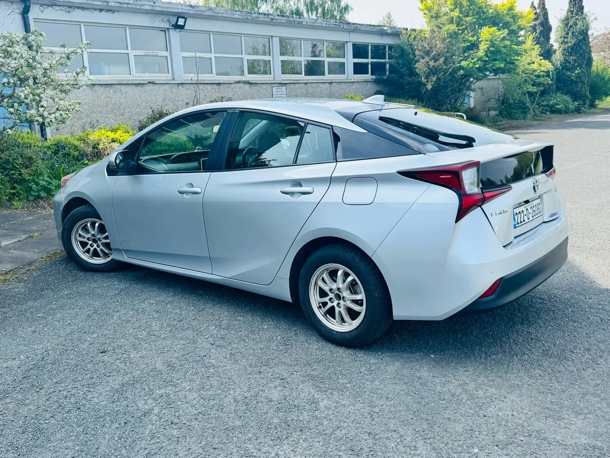 222 (November month Toyota Prius Hi Spec Cruise Co - Image 4