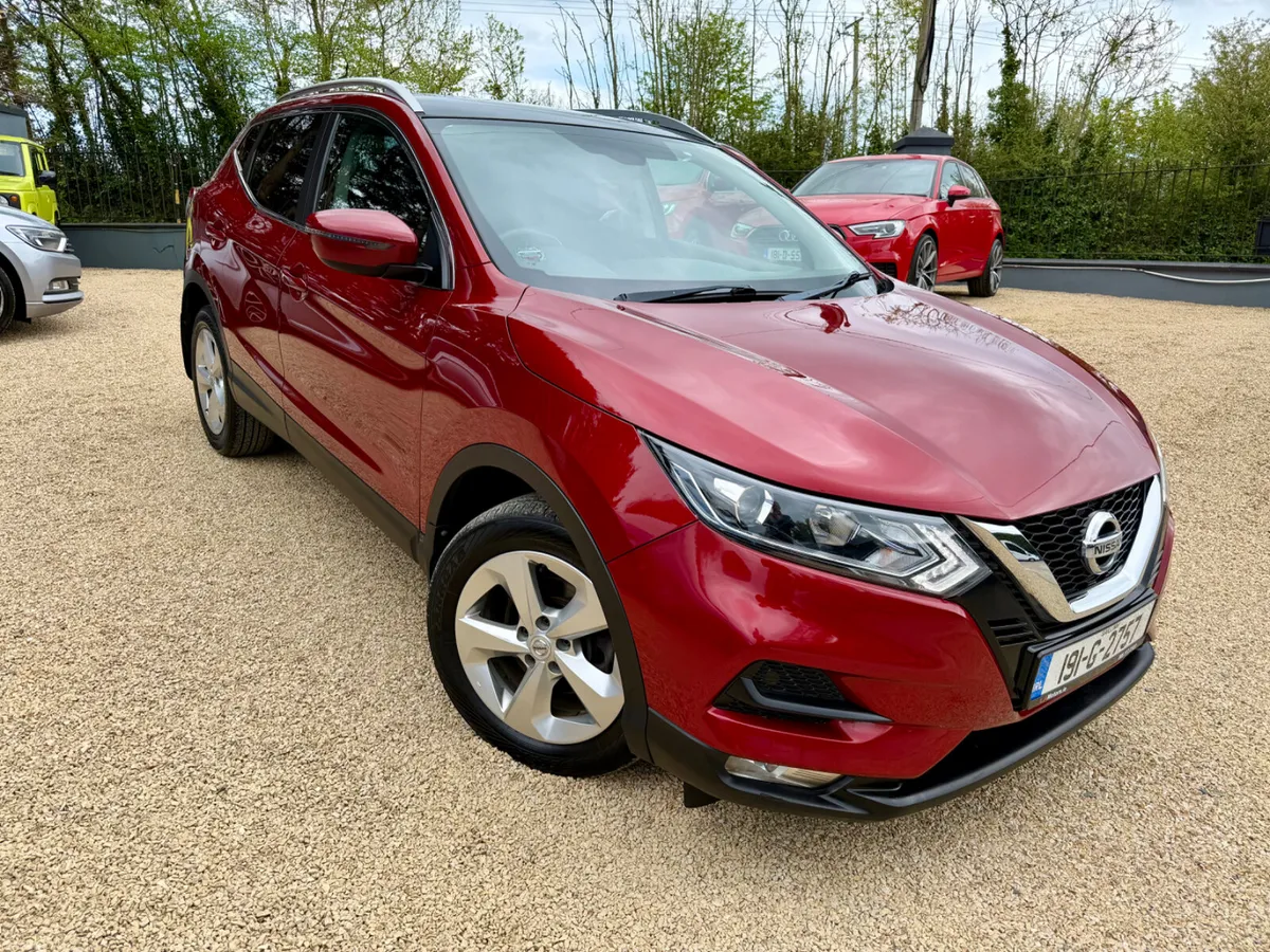 2019 Nissan Qashqai 1.5dci Pan Roof - Image 2