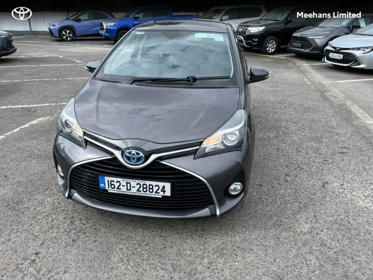 Toyota Yaris Hybrid Icon - Image 2