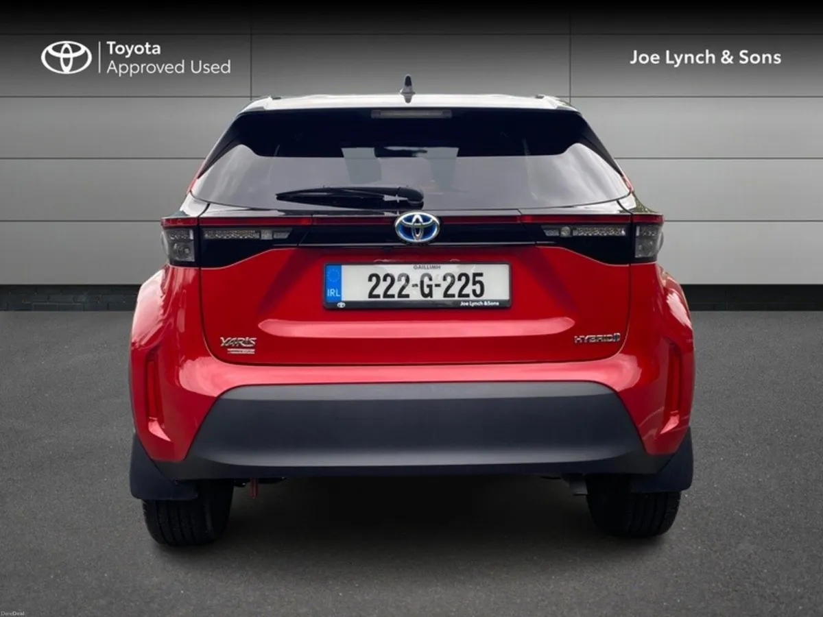 Toyota Yaris Cross YARIS CROSS LUNA SPORT - Image 4