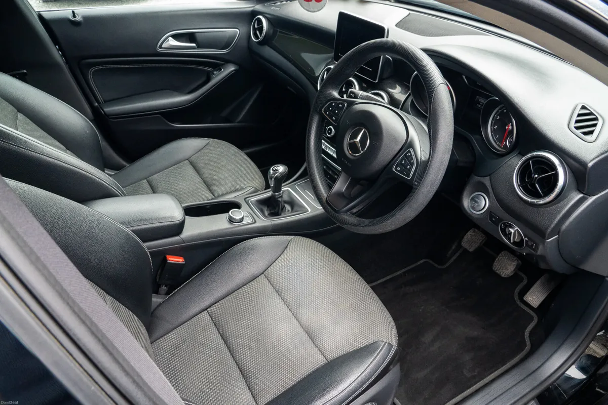 2019 Mercedes-Benz CLA 1.6 Petrol Manual - Image 2
