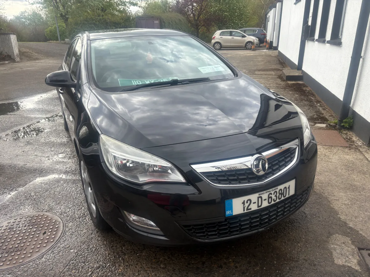 Vauxhall Astra 2012 - Image 3