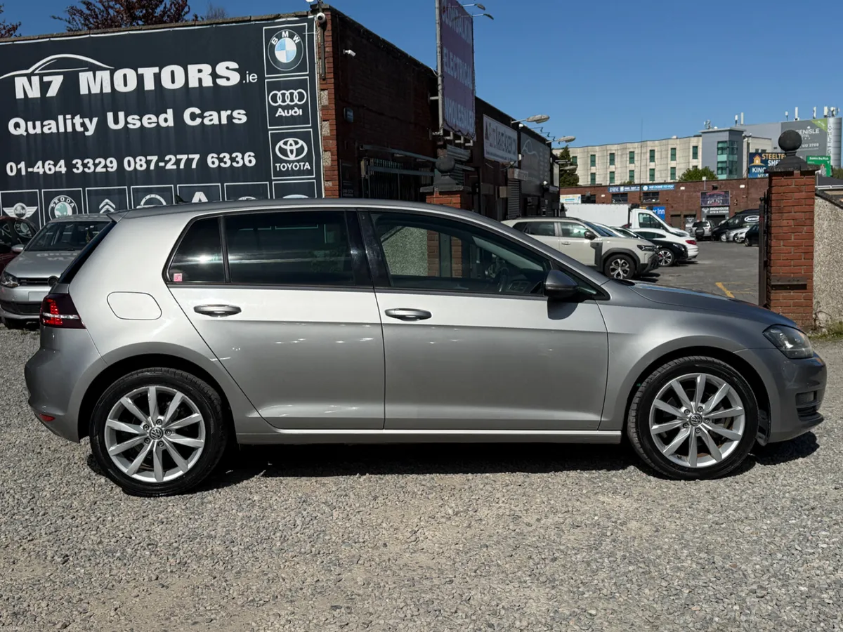 2017 Volkswagen Golf 1.2 TSI AUTO - Image 2