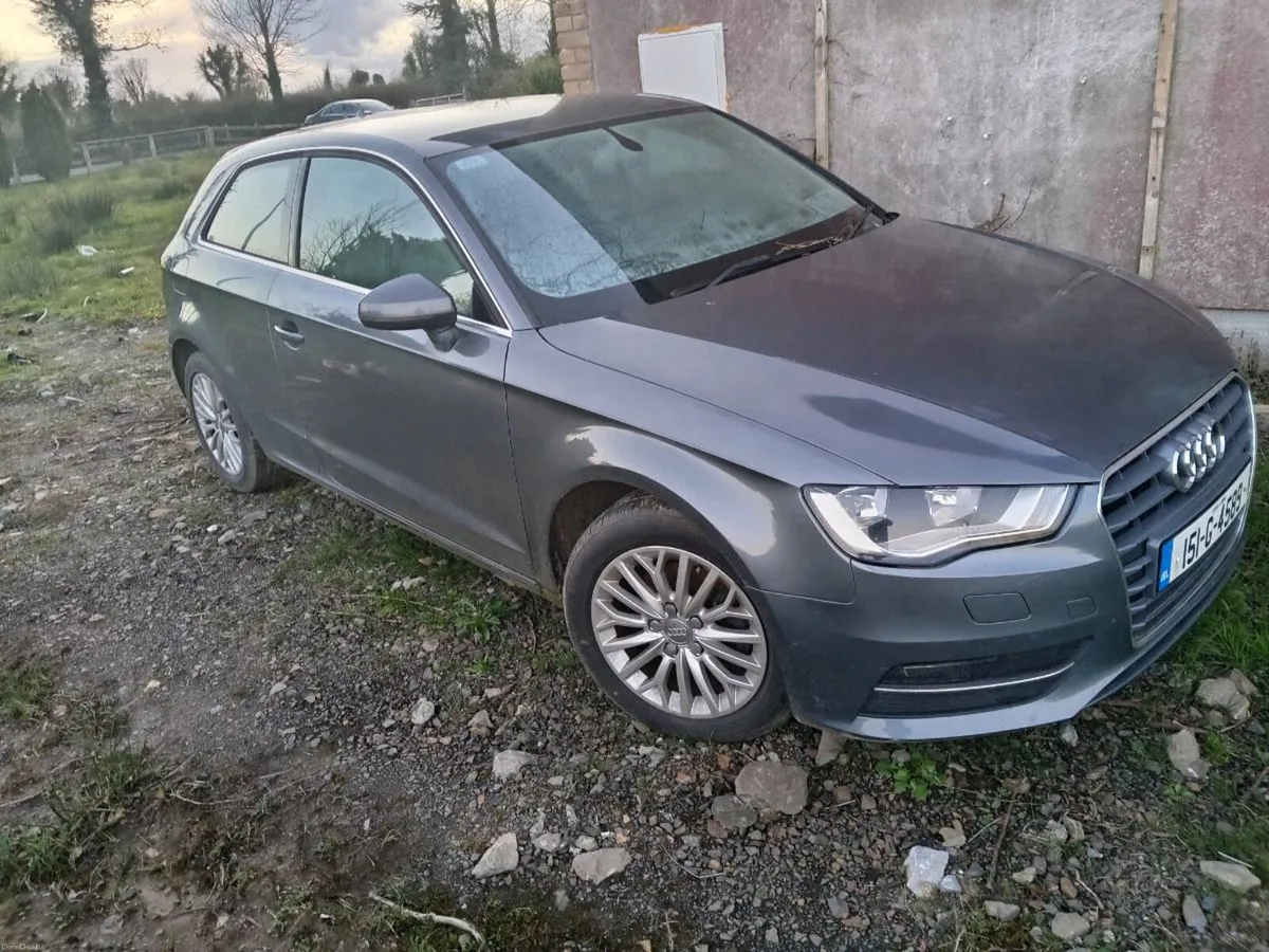 Audi A3 2015 - Image 2