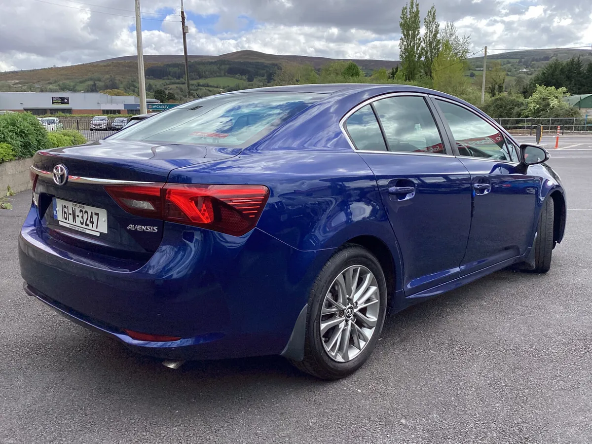 Toyota Avensis ** CAMERA * SAT NAV - Image 4