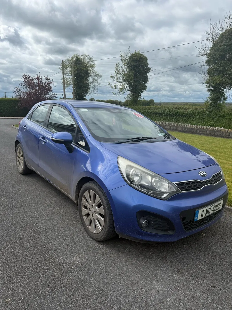 Blue Kia Rio hatchback 1.1 diesel - Image 1