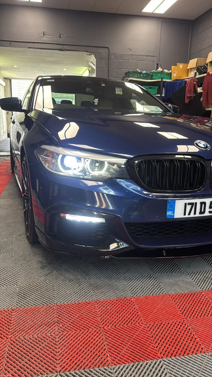 Bmw 530e Blue - Image 2