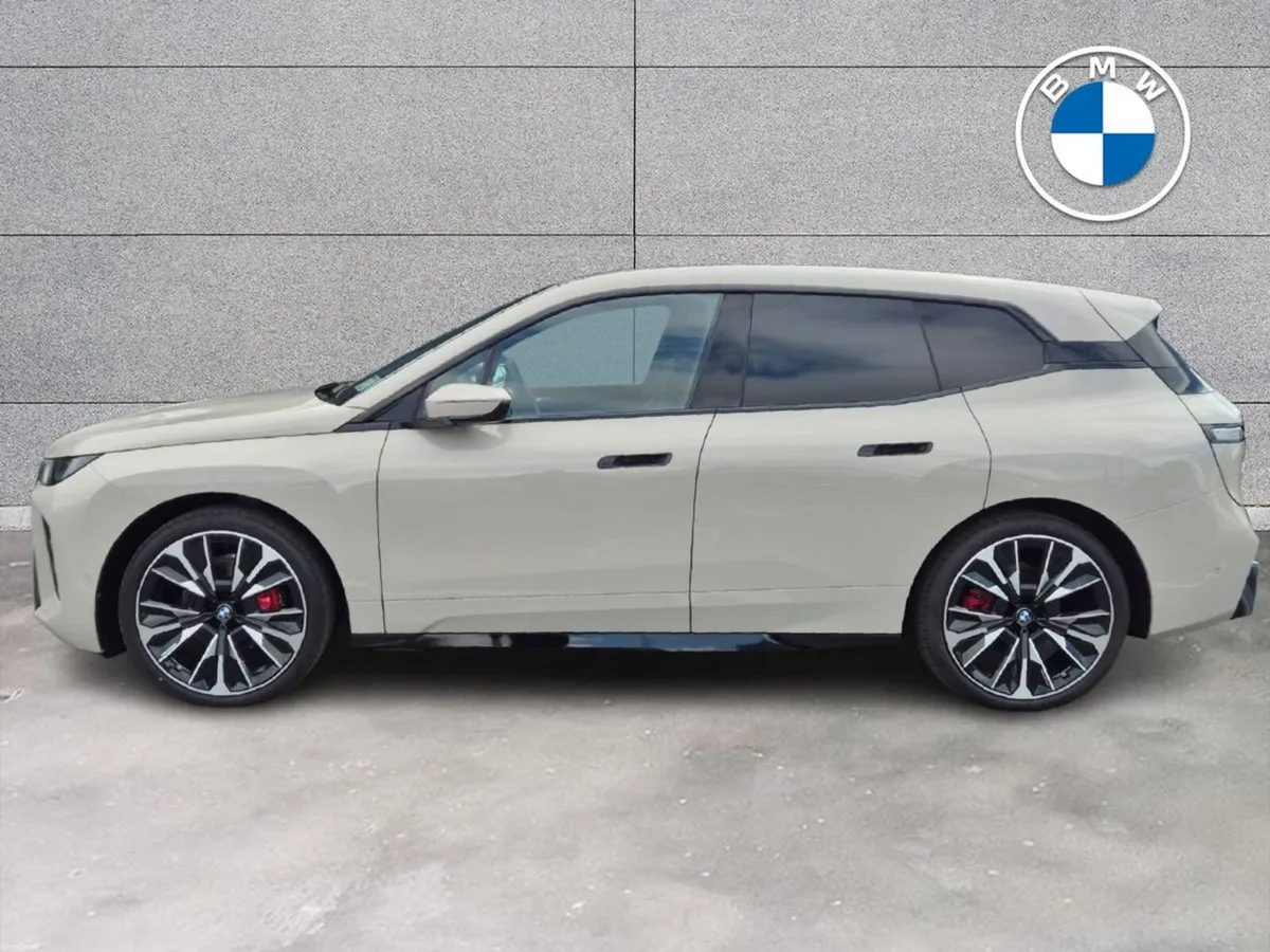 BMW iX - Image 3