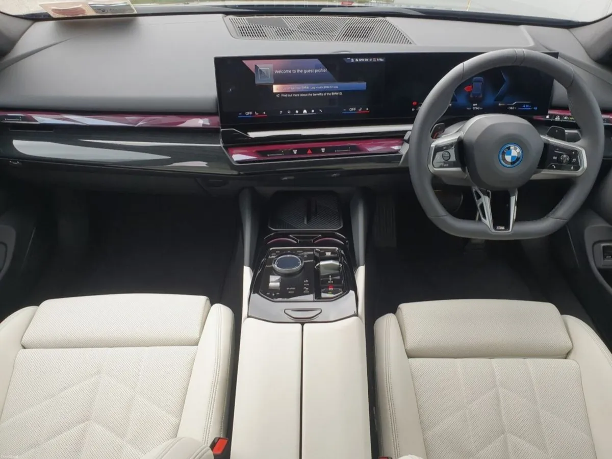 BMW 5-Series 530e M Sport - Image 4