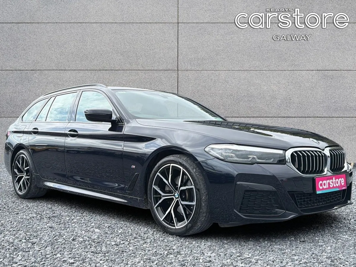 BMW 5-Series 520d M Sport (MHT) Estate - Image 1