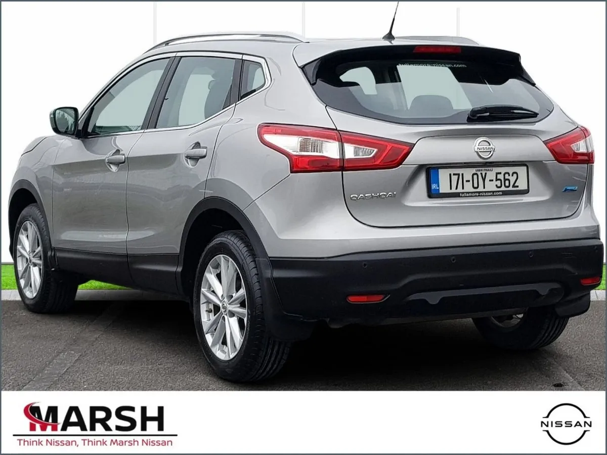 Nissan Qashqai 1.5 DCI SV CONNECT PACK 5DR - Image 3