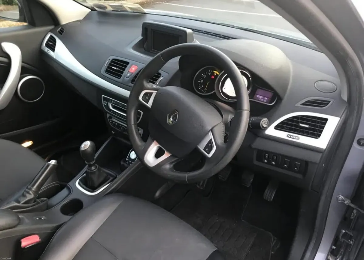 Renault Fluence 2010 Diesel - Image 5