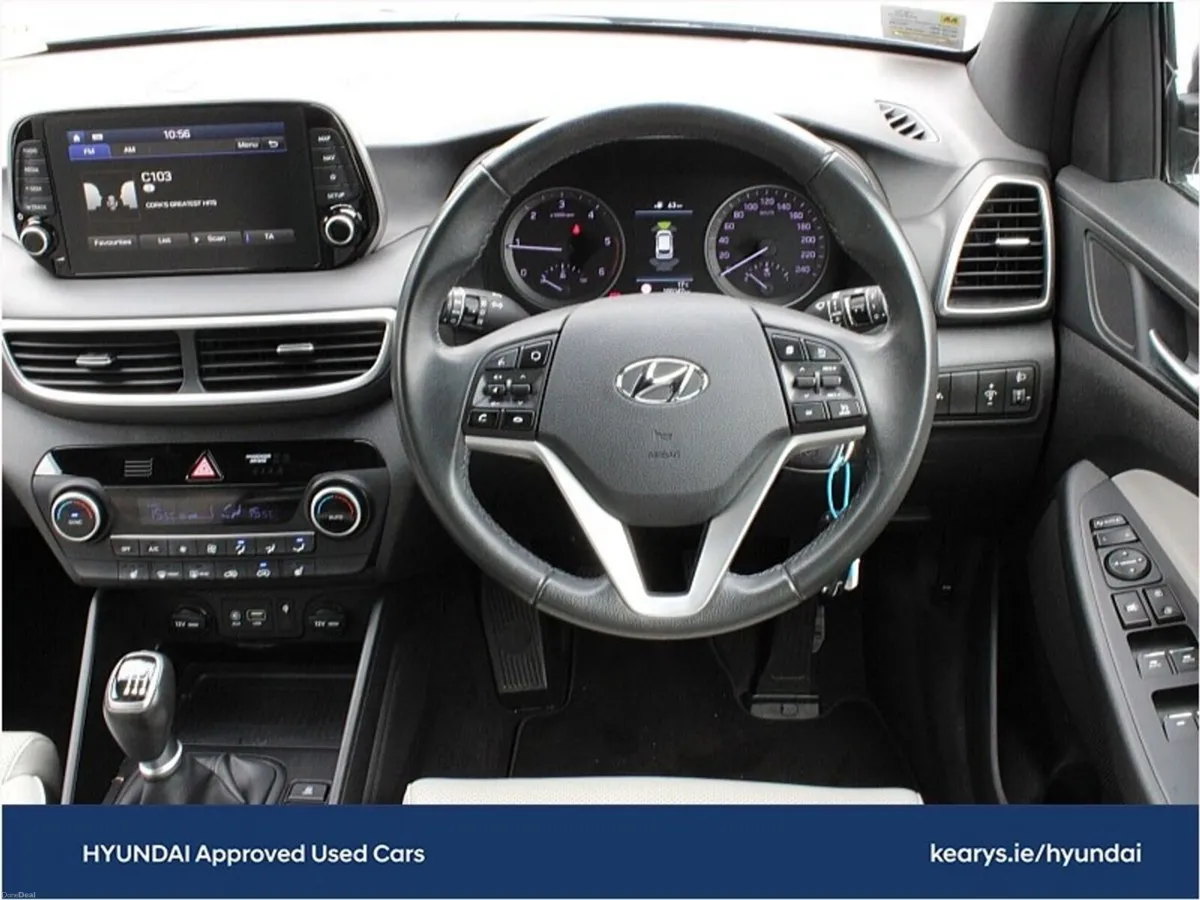 Hyundai Tucson 2WD Executive Plus - Image 4