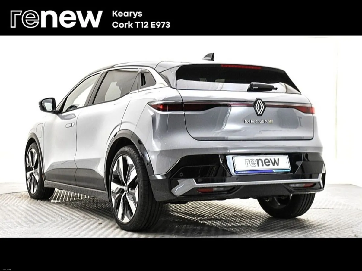 Renault Megane E-Tech Techno EV60 220hp - Image 4