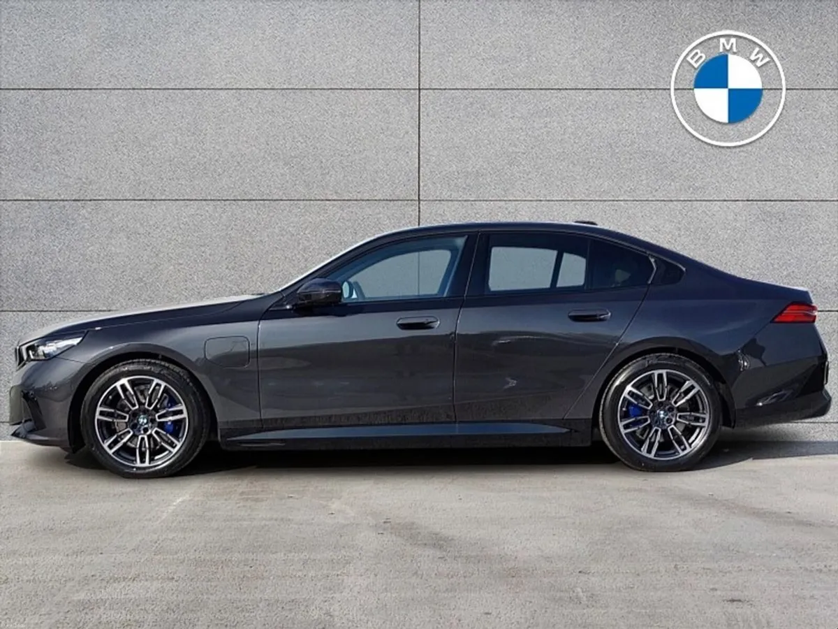 BMW 5-Series 530e M Sport - Image 3