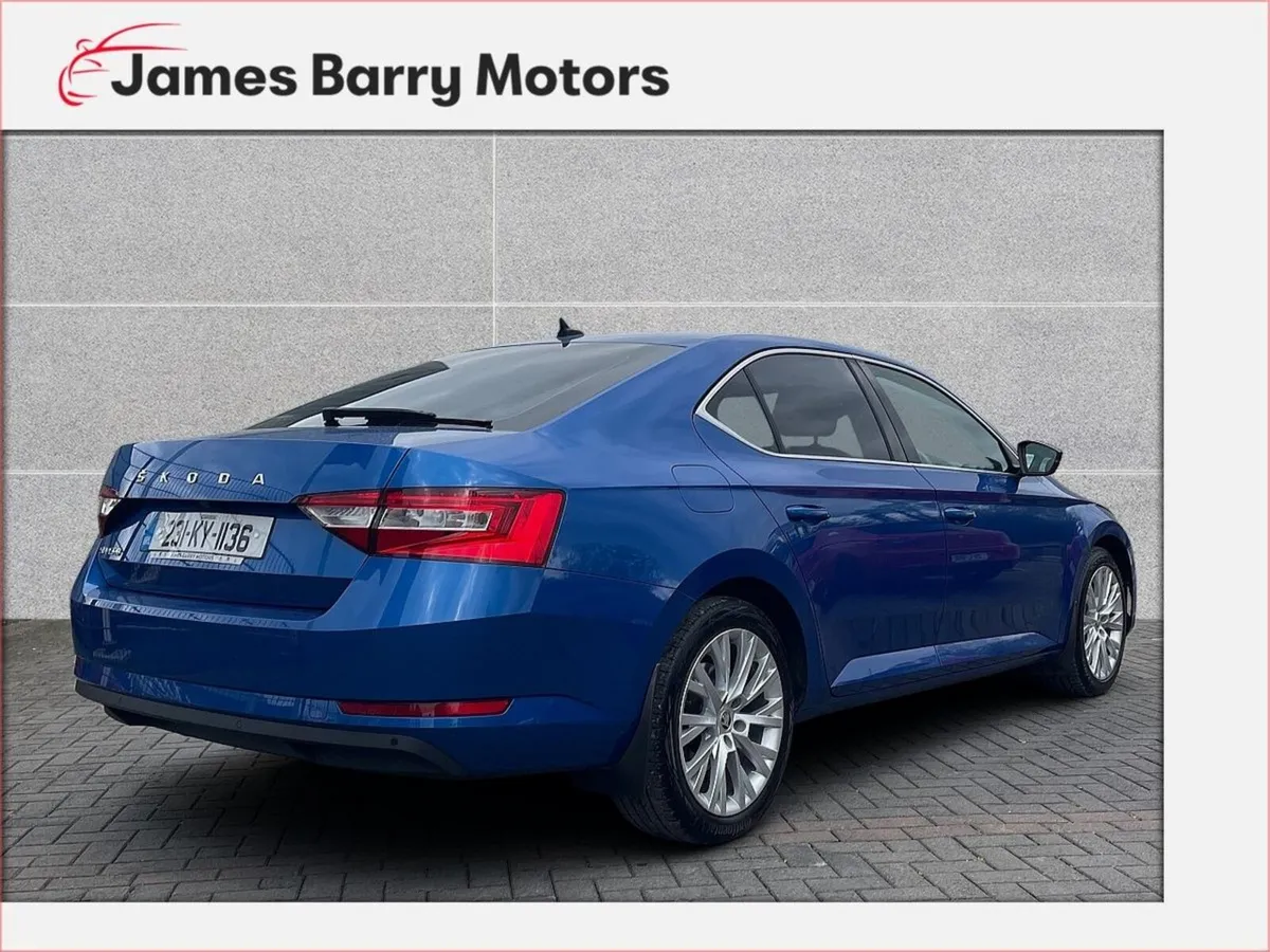 Skoda Superb SUPERB STY 2.0TDI 150HP DSG 18 Months - Image 4