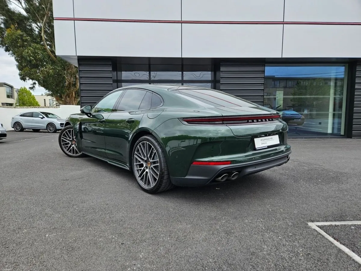 Porsche Panamera 4 E-Hybrid - Image 2