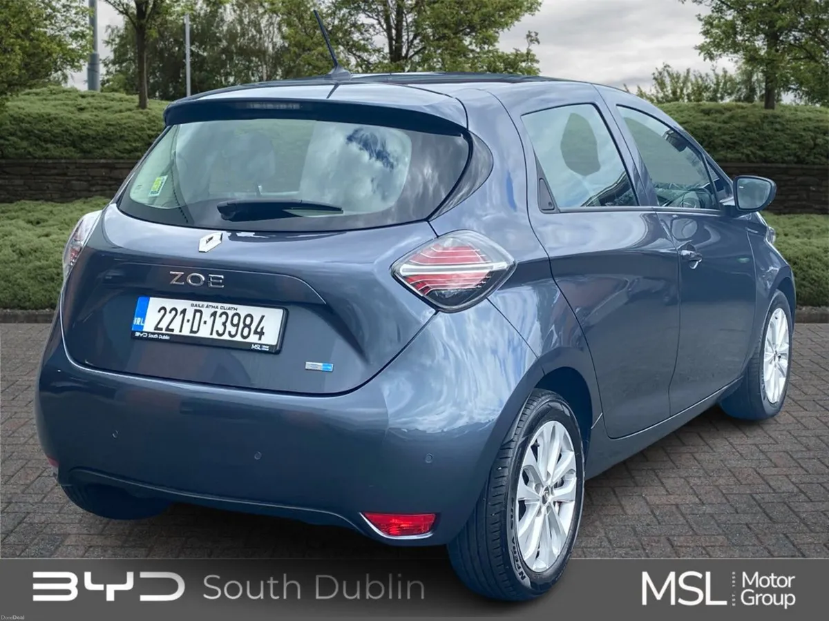 Renault Zoe ***DEPOSIT TAKEN***R110 Z.E 50 Iconic - Image 4