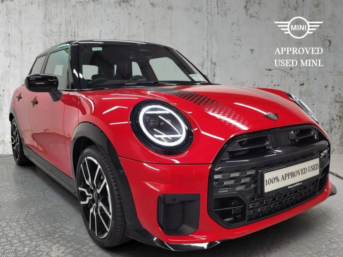 Mini Cooper 5 Door Cooper Sport Level 1 - Image 1