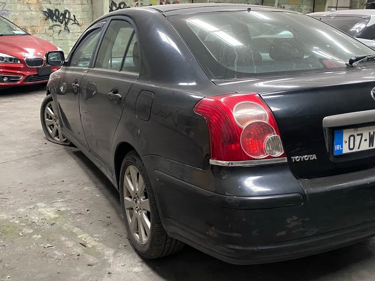 Toyota Avensis 2007 - Image 2