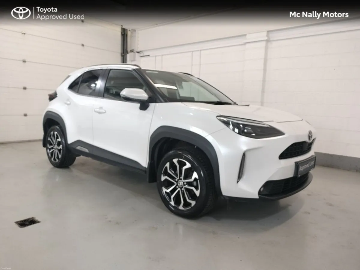 Toyota Yaris Cross LUNA SPORT PEARLESCENT FREE SER - Image 3