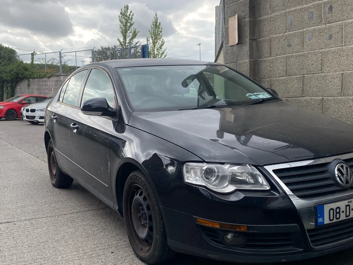 Volkswagen Passat - Image 3