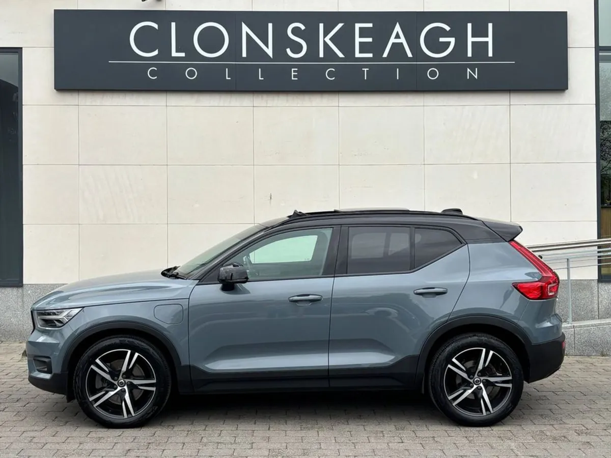 Volvo XC40 T5 Phev R-design 5DR Auto - Image 4