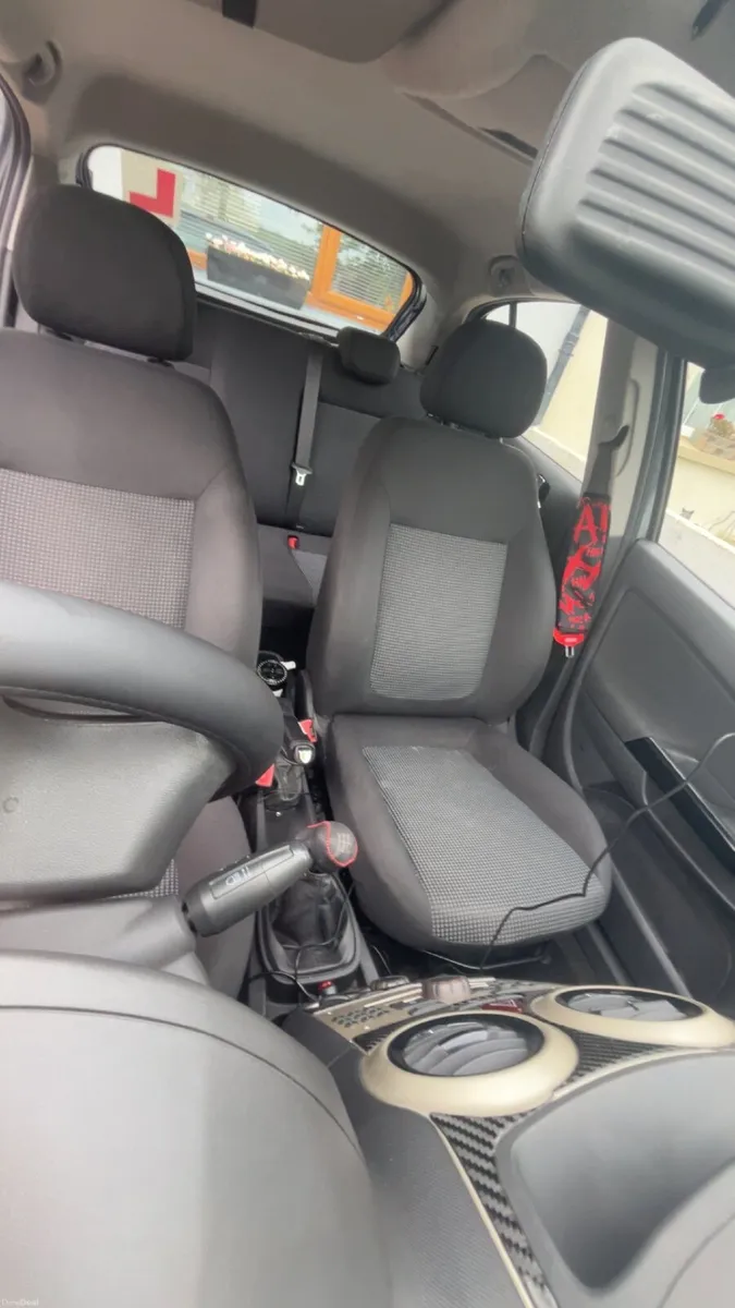 Opel Corsa 2010 - Image 2