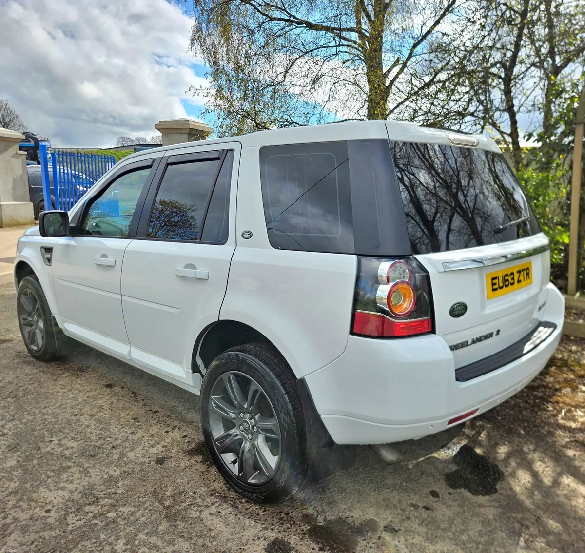 Land Rover Freelander 2 TD4 4X4 - Image 3