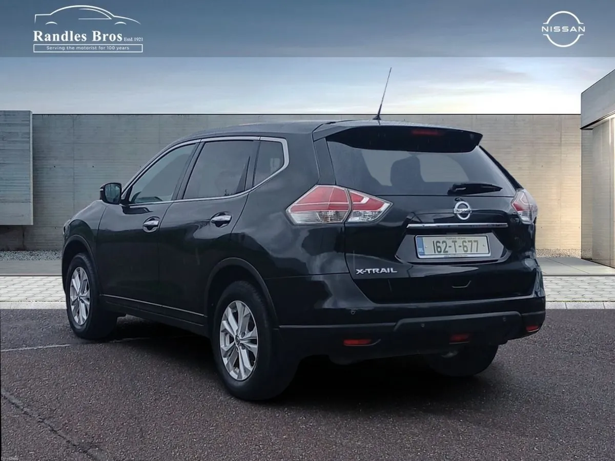 Nissan X-Trail 1.6d SV 7 SEATS - Image 4