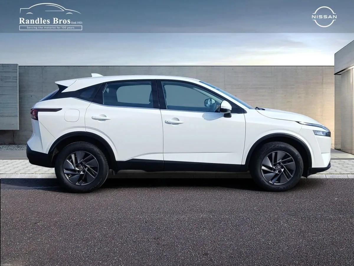 Nissan Qashqai 1.3 PET SV - Image 5