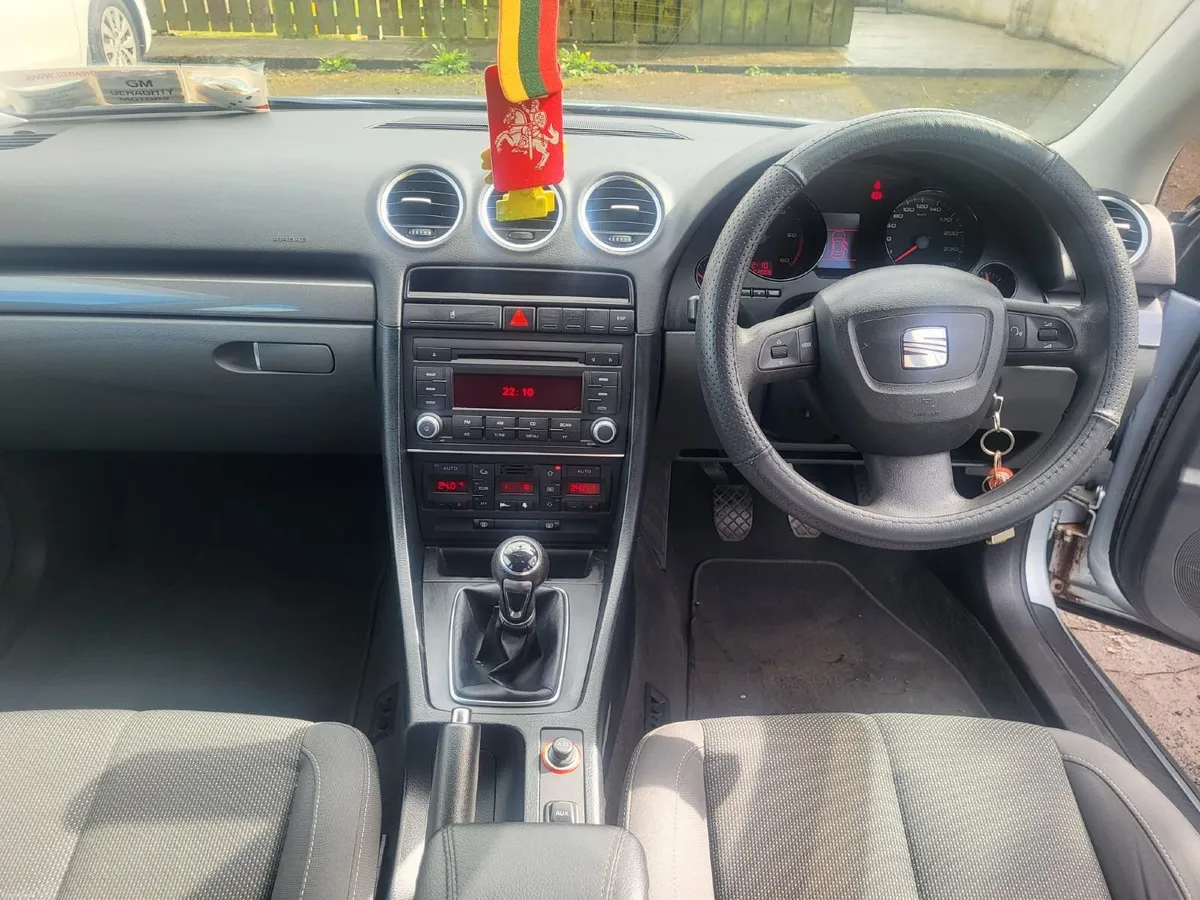 SEAT Exeo 2011 - Image 3