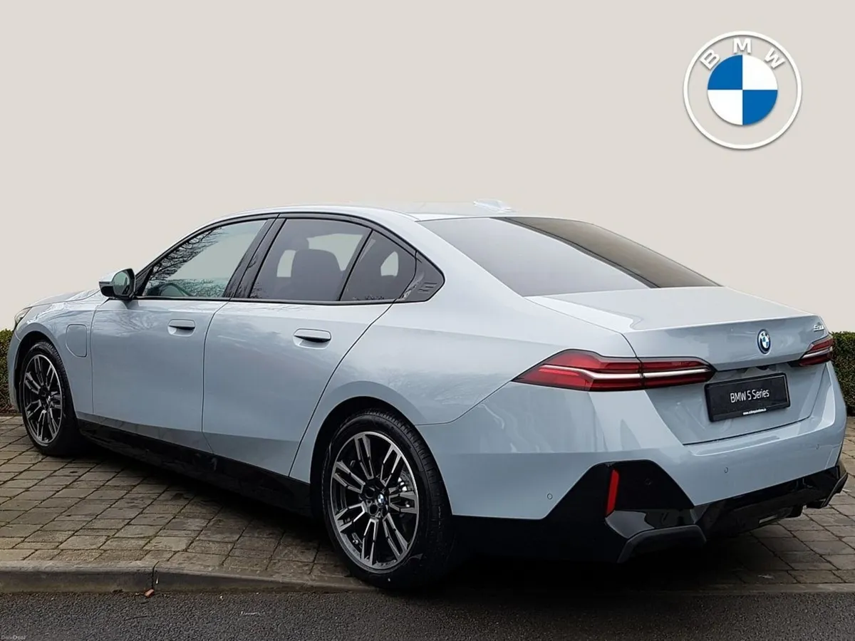 BMW 5-Series 530e M Sport - Image 2