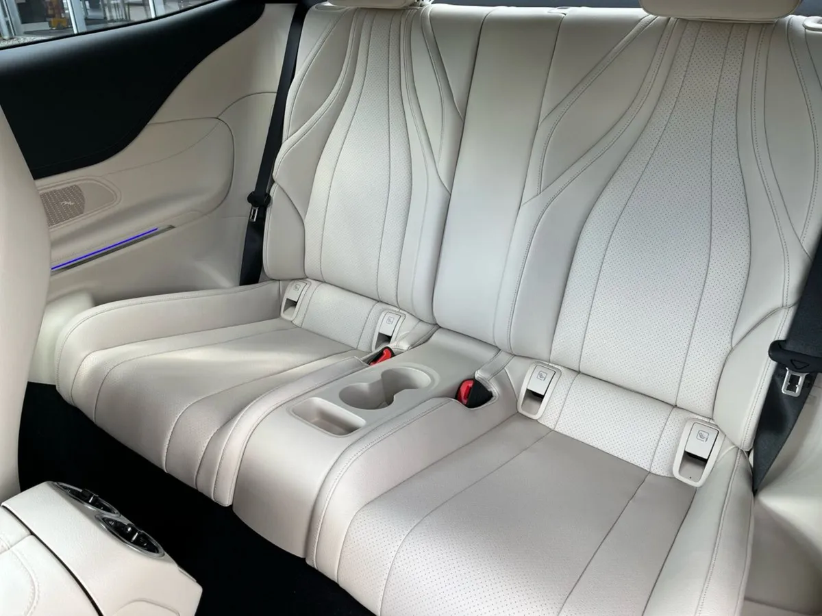 Mercedes-Benz CLE 220D AMG Line Plus MHEV Coupe - Image 4