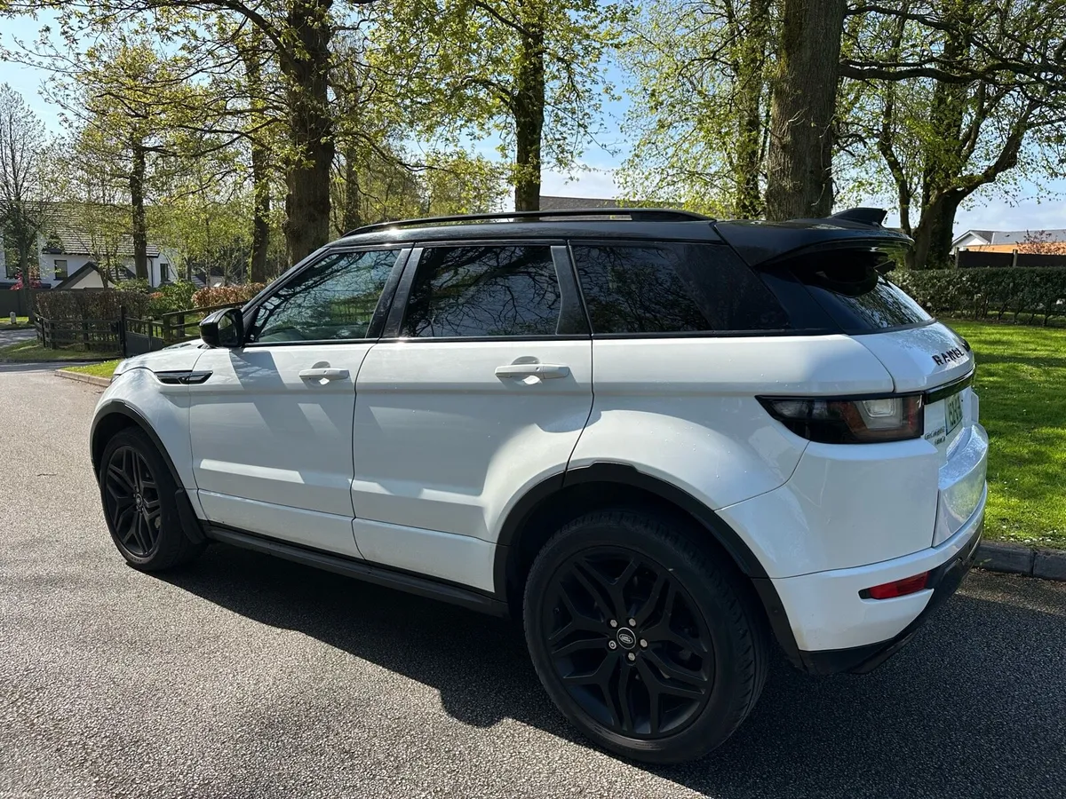 Land Rover  Evouge D4 - Image 3