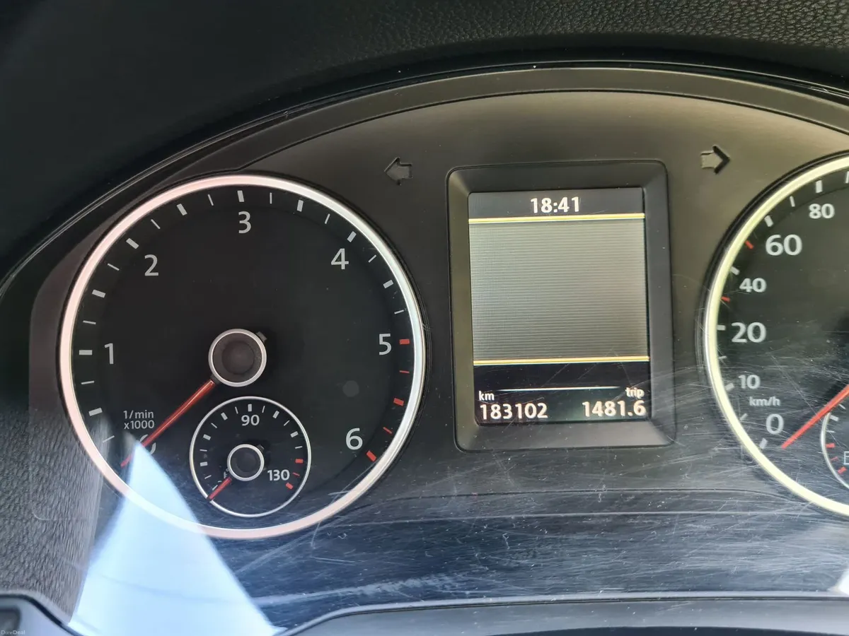 Volkswagen Tiguan 2013 - Image 3