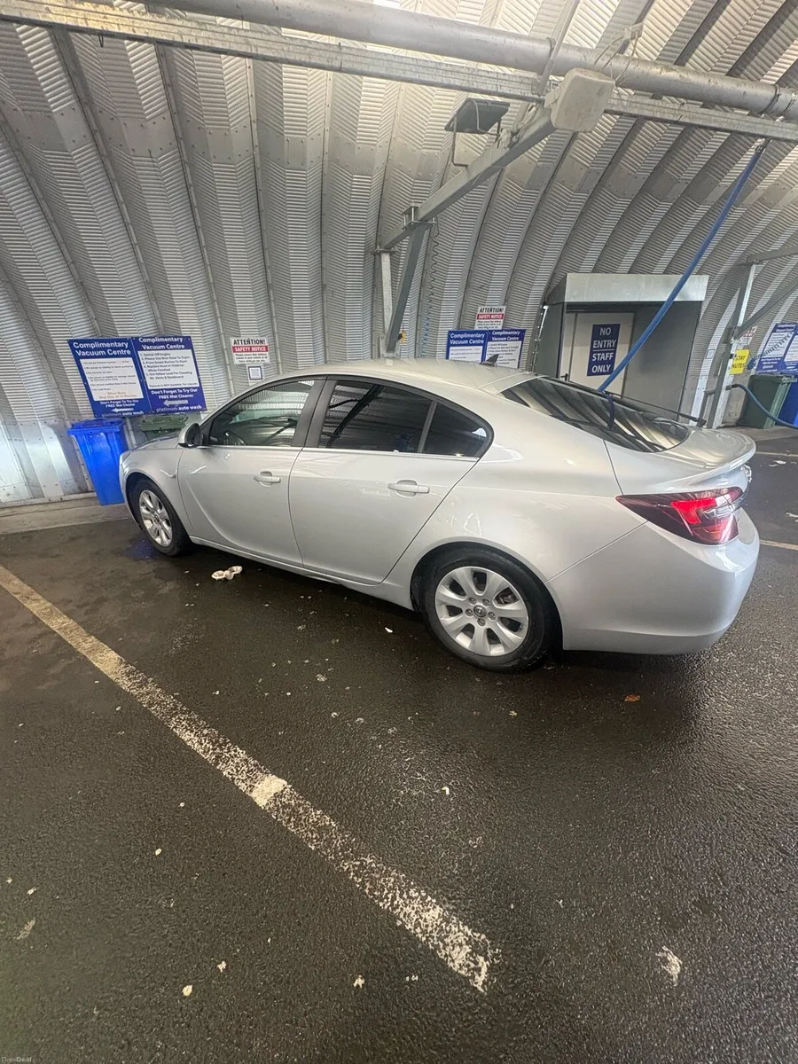 171 Opel insignia NCT 03/27 - Image 2