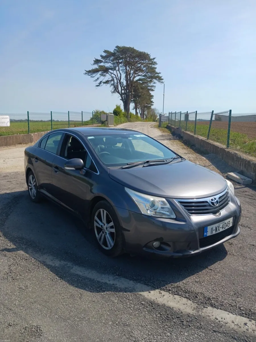 2011 Toyota Avensis 2.0l Diesel - Image 1