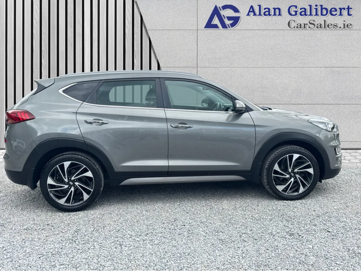 Hyundai Tucson 1.6 Diesel EXECUTIVE PLUS 5DR - Image 3