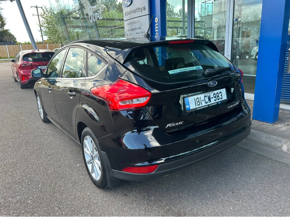 Ford Focus TITANIUM 1.5 TD 95PS 6SPEED 4DR - Image 3