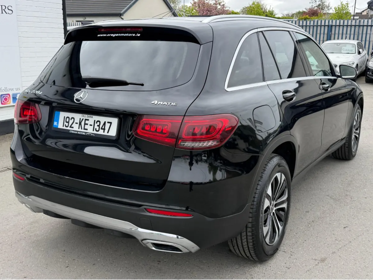 Mercedes-Benz GLC GLC 220D 4-MATIC AUTO - Image 4