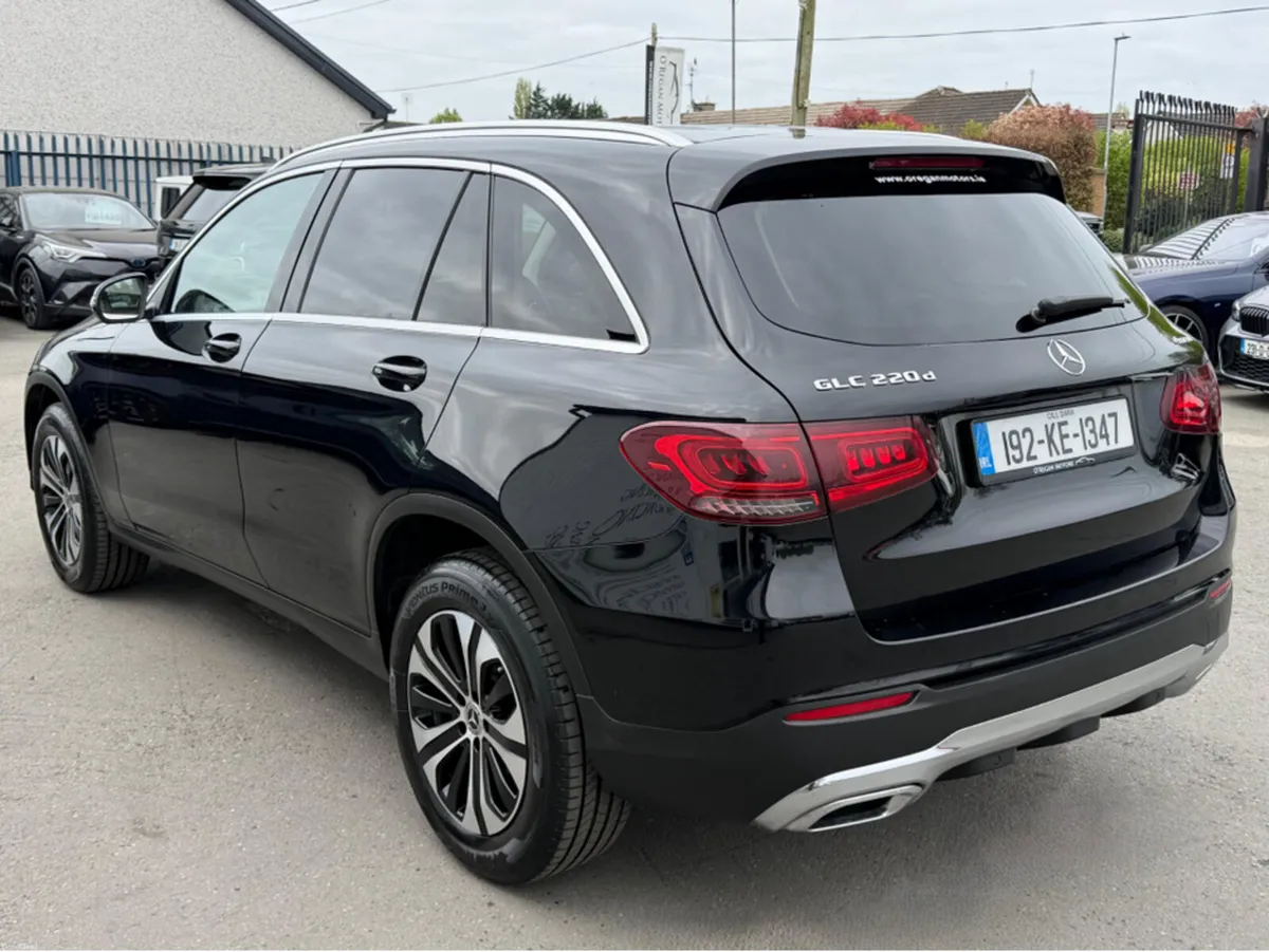 Mercedes-Benz GLC GLC 220D 4-MATIC AUTO - Image 6