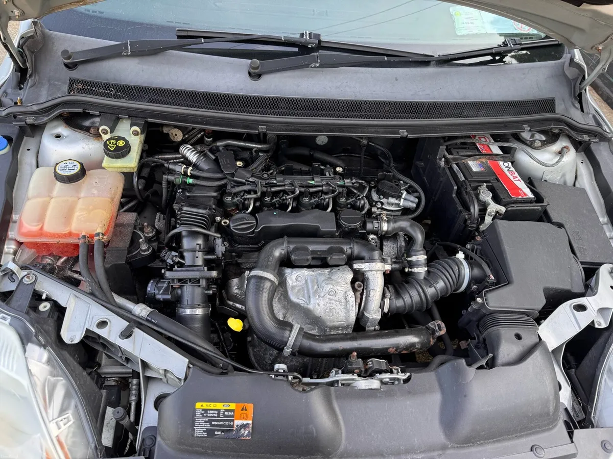 Ford Focus - Image 4