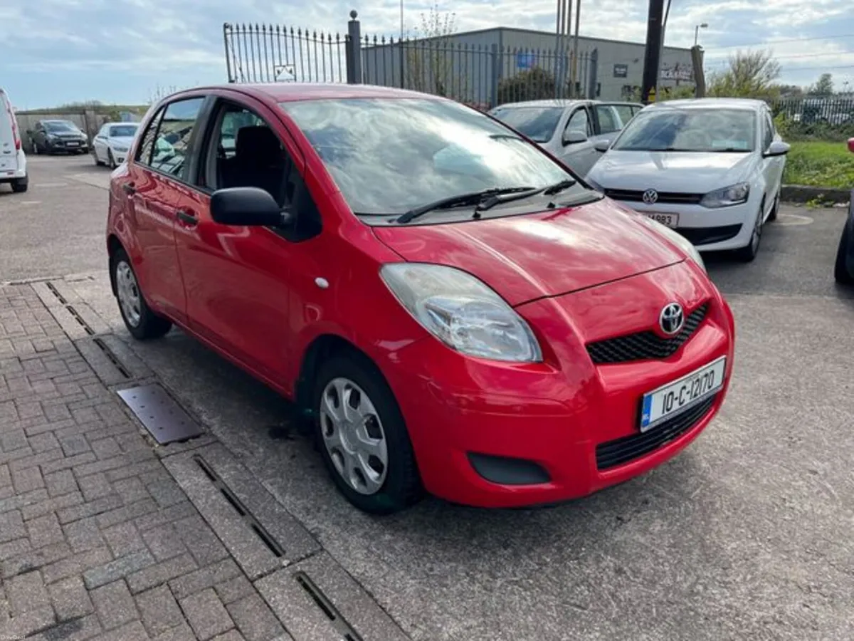 Toyota Yaris MC 1.0 Terra 5DR - Image 2