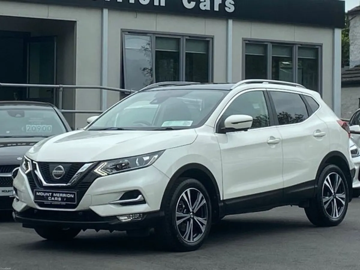 Nissan Qashqai Auto/Premium Spec/Pan Roof - Image 1