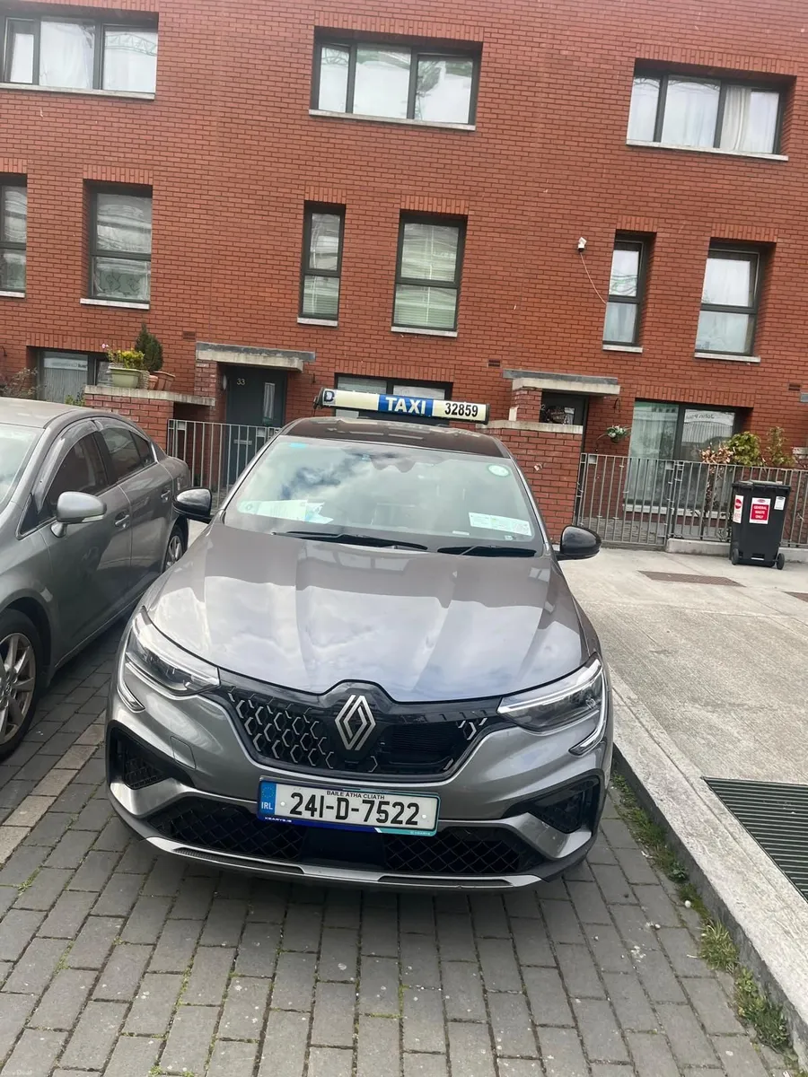 Taxi Renault Arkana 2024 (For Rent) - Image 1