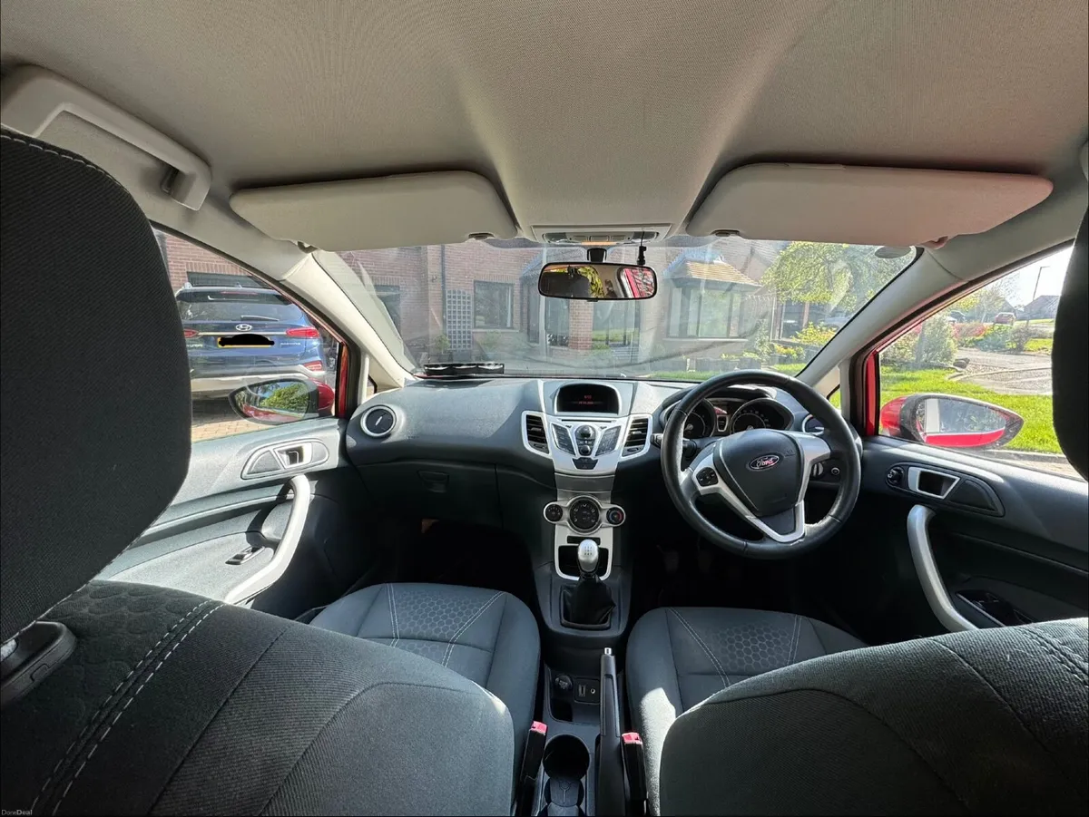 Ford Fiesta 2012 - Image 4