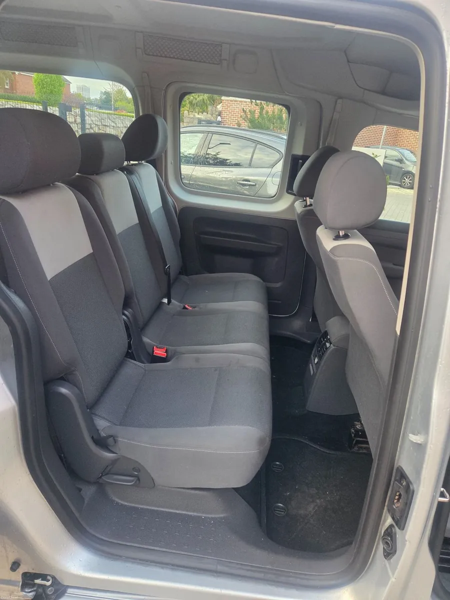 Volkswagen Caddy Maxi Life 2014 - Image 4