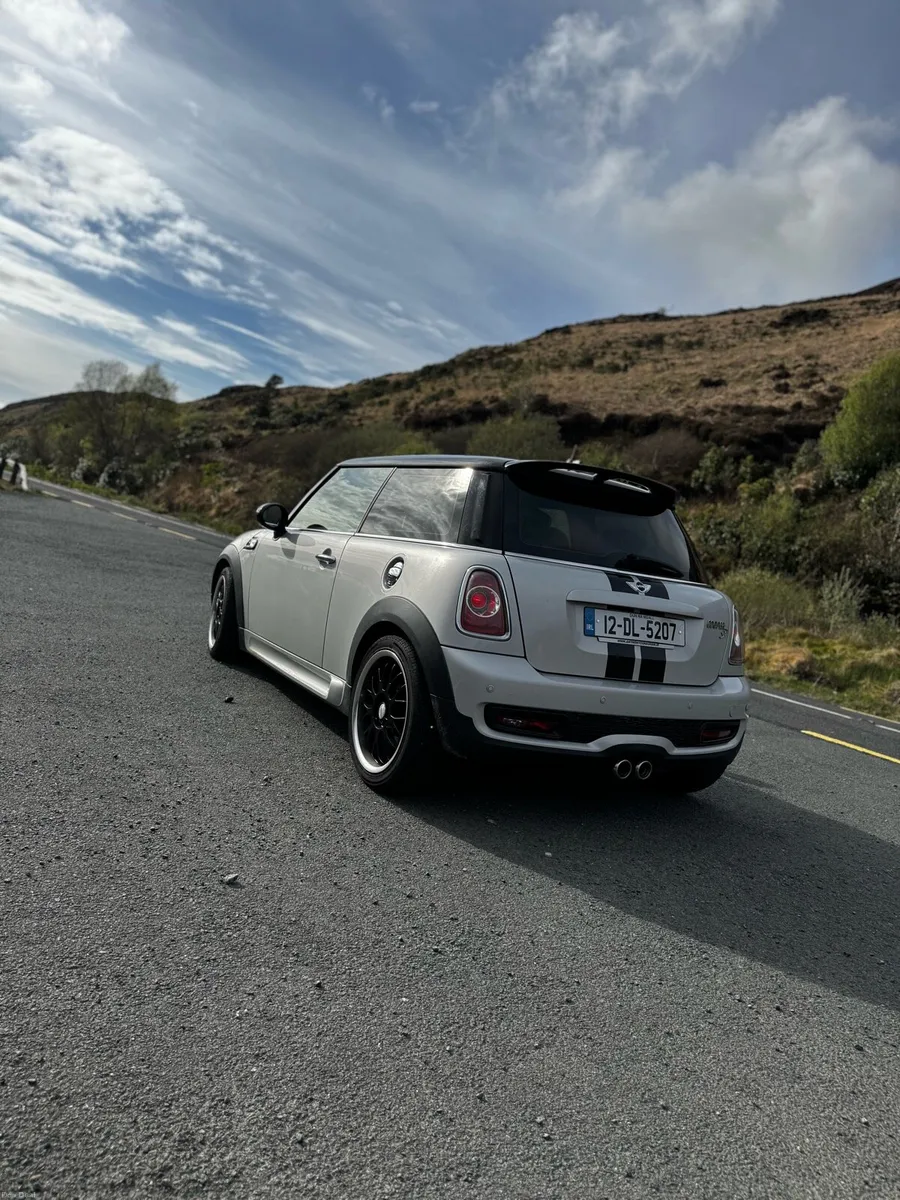 Mini Cooper SD - Image 2